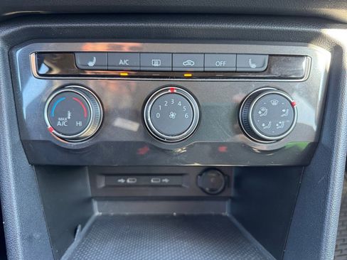 Used 2023 Volkswagen Tiguan S image 21