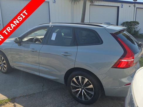 Used 2024 Volvo XC60 B5 Plus AWD/4WD image 4