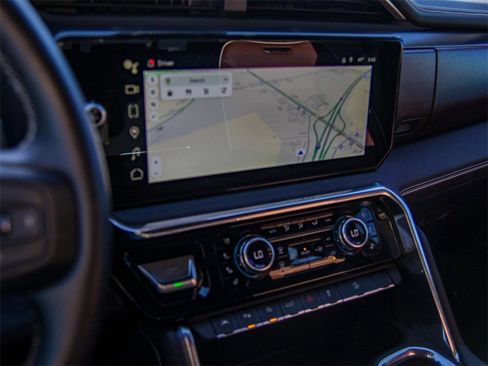 Used 2025 GMC Sierra 1500 Denali Ultimate image 41