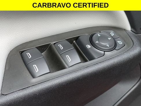 Certified 2024 Chevrolet Equinox LT FWD image 10