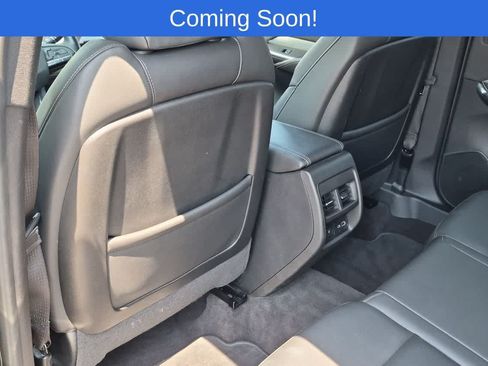 Used 2023 Cadillac XT4 Premium Luxury w/ Technology Package AWD/4WD image 18