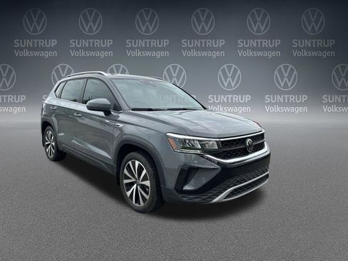 Used 2023 Volkswagen Taos SE FWD image 39