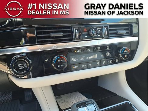 New 2026 Nissan Pathfinder SL w/ Cargo Package FWD image 18