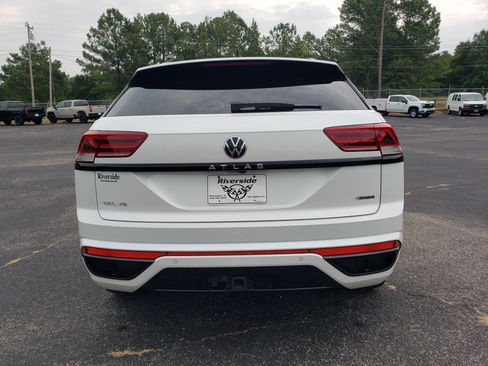 Used 2023 Volkswagen Atlas Cross Sport SEL AWD/4WD image 8