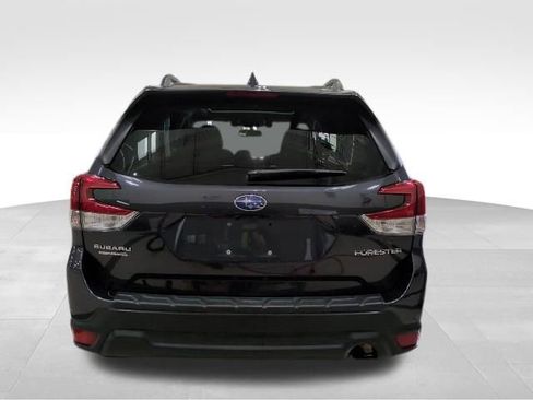 Used 2019 Subaru Forester Premium w/ All-Weather Package AWD/4WD image 33