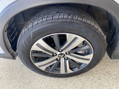 Used 2024 Mitsubishi Outlander Sport SE image 11