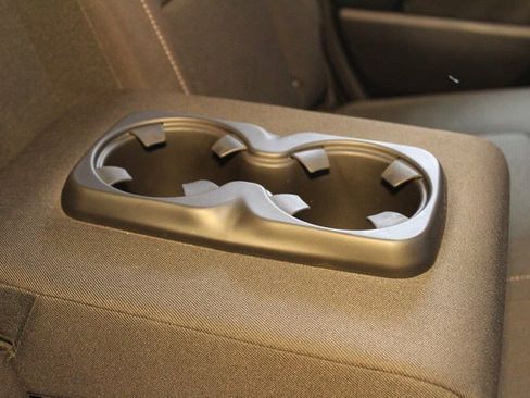 Used 2018 Chevrolet Colorado LT image 15