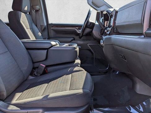 Used 2022 GMC Sierra 1500 SLE image 20