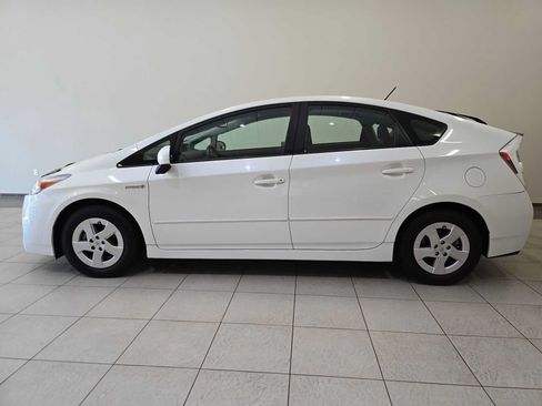 Used 2010 Toyota Prius Five FWD image 3