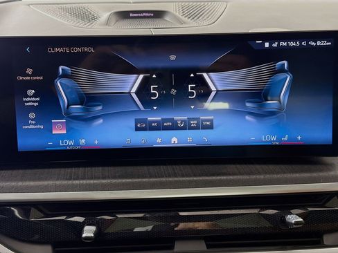 Used 2024 BMW ALPINA XB7 AWD/4WD image 19