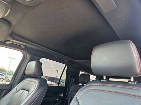Used 2022 Ford Expedition Max Limited AWD/4WD image 7