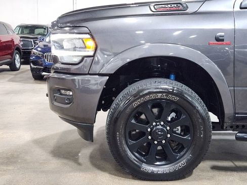 Used 2021 RAM 2500 Laramie w/ Night Edition image 5