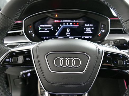 Used 2022 Audi S8 image 17