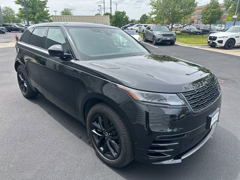 Certified 2026 Land Rover Range Rover Velar Dynamic SE AWD/4WD image 8