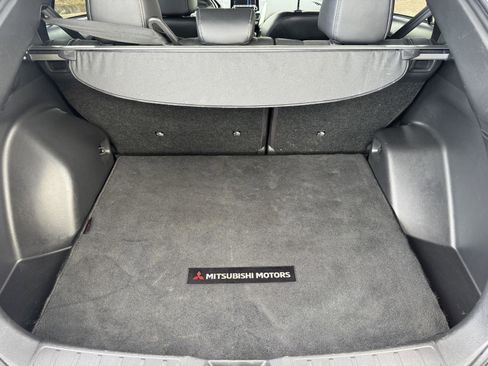 Used 2023 Mitsubishi Eclipse Cross SE image 17