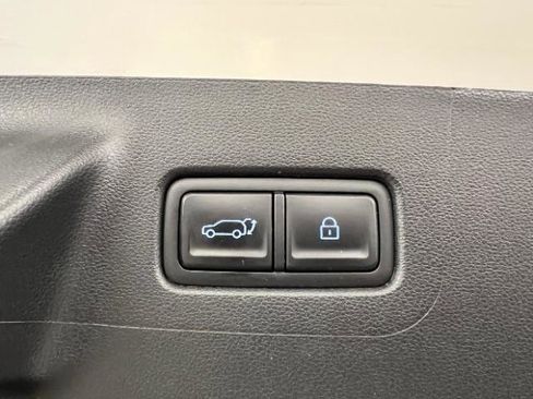 Used 2025 Hyundai Santa Fe SEL AWD/4WD image 39