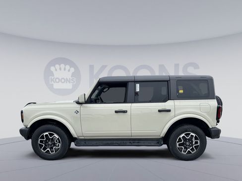 New 2026 Ford Bronco Outer Banks AWD/4WD image 2