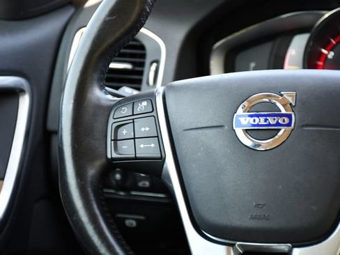 Used 2016 Volvo S60 T5 Inscription Platinum w/ Climate Package FWD image 24