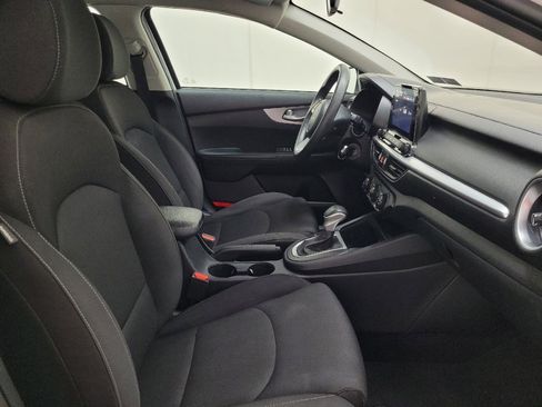 Used 2023 Kia Forte LXS FWD image 21