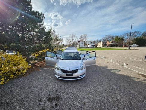 Used 2016 Kia Forte LX image 20