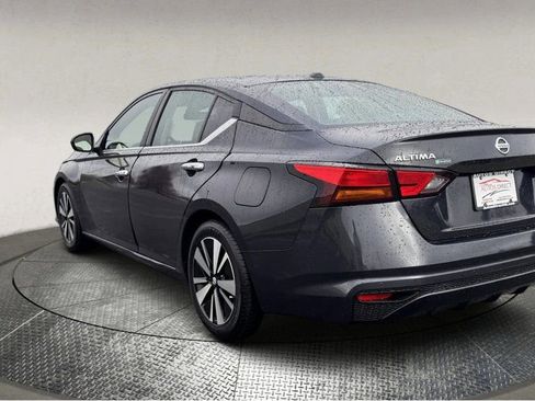 Used 2021 Nissan Altima 2.5 SV image 5