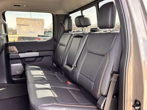 New 2026 Ford F250 Lariat w/ Lariat Premium Package image 22