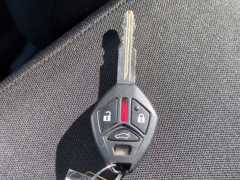 Used 2014 Mitsubishi Lancer SE image 26