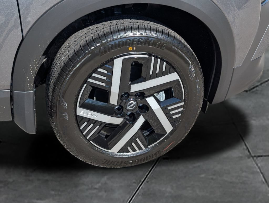 New 2026 Nissan Kicks SV w/ Cold Weather Package FWD image 11