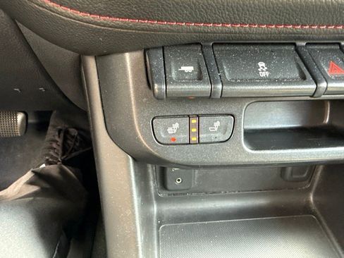 Used 2016 GMC Canyon SLE w/ All Terrain Adventure Package AWD/4WD image 8