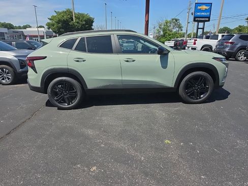 New 2026 Chevrolet Trax ACTIV w/ Driver Confidence Package FWD image 5
