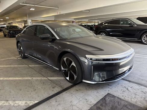 Used 2023 Lucid Air Touring AWD/4WD image 13