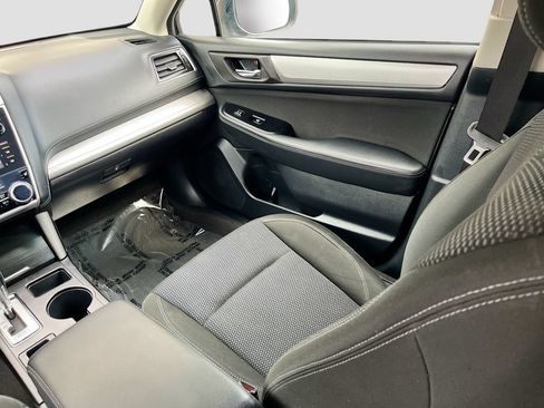Used 2018 Subaru Outback 2.5i Premium AWD/4WD image 21