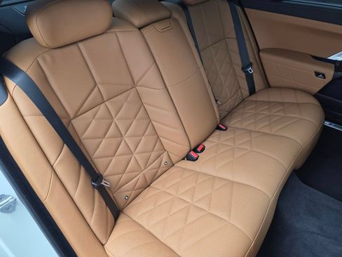Used 2023 BMW 740i w/ Parking Assistance Package RWD image 26