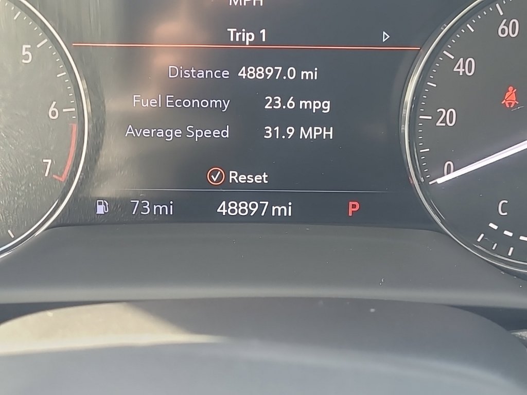 Used 2023 Buick Envision Avenir AWD/4WD image 23