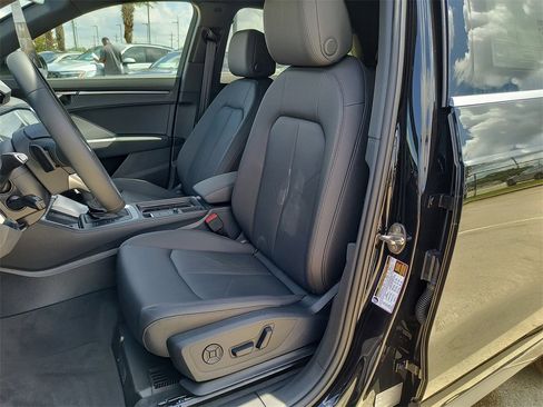 New 2025 Audi Q3 2.0T Premium Plus image 7
