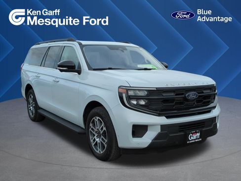 Used 2025 Ford Expedition Max Active AWD/4WD image 1