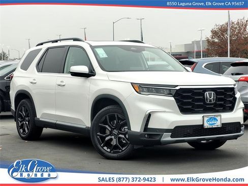 New 2025 Honda Pilot Touring image 1