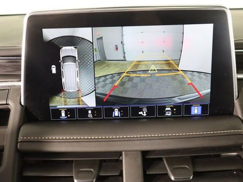 Used 2021 GMC Yukon XL SLT w/ SLT Premium Package image 53