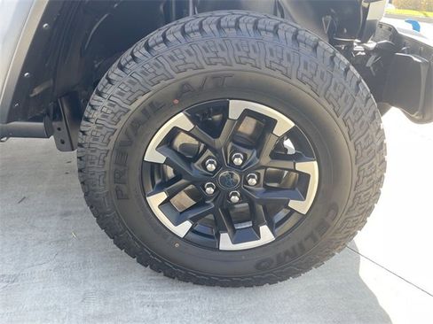 Used 2024 Jeep Wrangler Unlimited Rubicon 4xe image 31