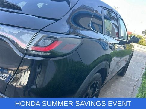 Used 2025 Honda HR-V Sport image 8