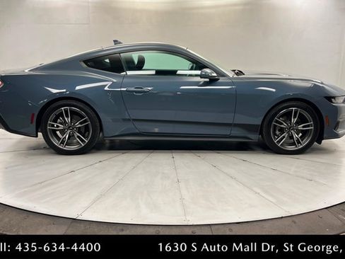 Used 2024 Ford Mustang Coupe RWD image 6