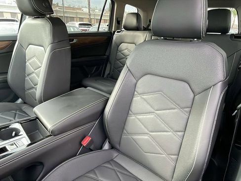 New 2026 Volkswagen Atlas SE image 15