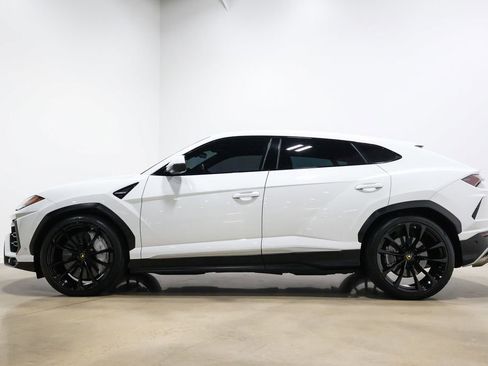 Used 2020 Lamborghini Urus image 12