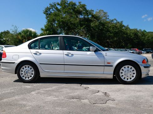 Used 1999 BMW 323i Sedan image 13