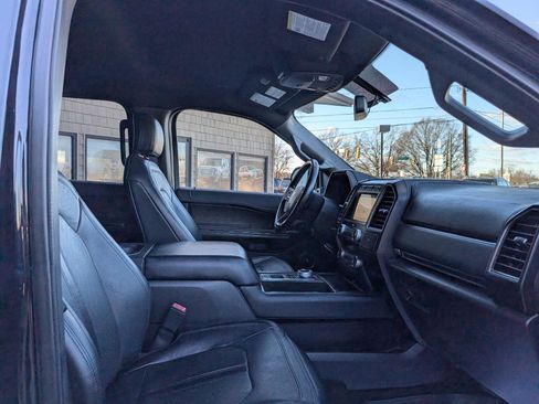 Used 2019 Ford Expedition Max Limited image 24