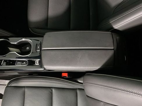 Used 2023 Buick Envision Essence FWD image 20