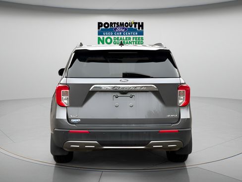 Used 2022 Ford Explorer XLT w/ Equipment Group 202A AWD/4WD image 27