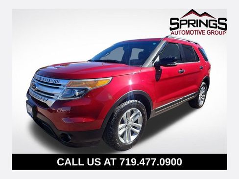 Used 2013 Ford Explorer XLT image 1