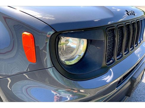 Used 2023 Jeep Renegade Altitude w/ Convenience Group I AWD/4WD image 27