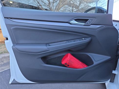 New 2026 Volkswagen Golf image 12